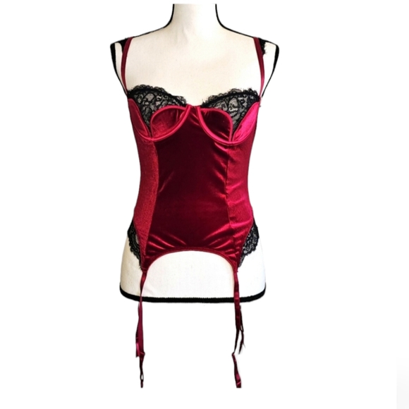 Frederick's of Hollywood Other - NWT Frederick's Of Hollywood Georgine Teddy With Thong